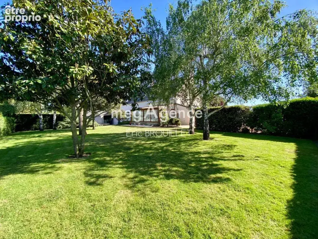 Maison avec 3 ha attenants et dépendances - photo 4