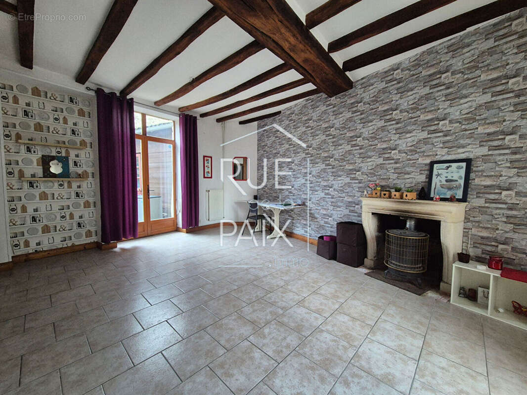 Maison de ville - 3 chambres - 100m² avec cour - photo 4