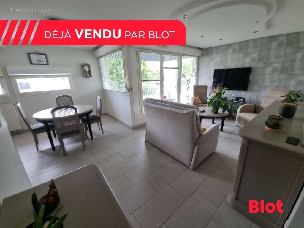 Appartement à NOYAL-SUR-VILAINE