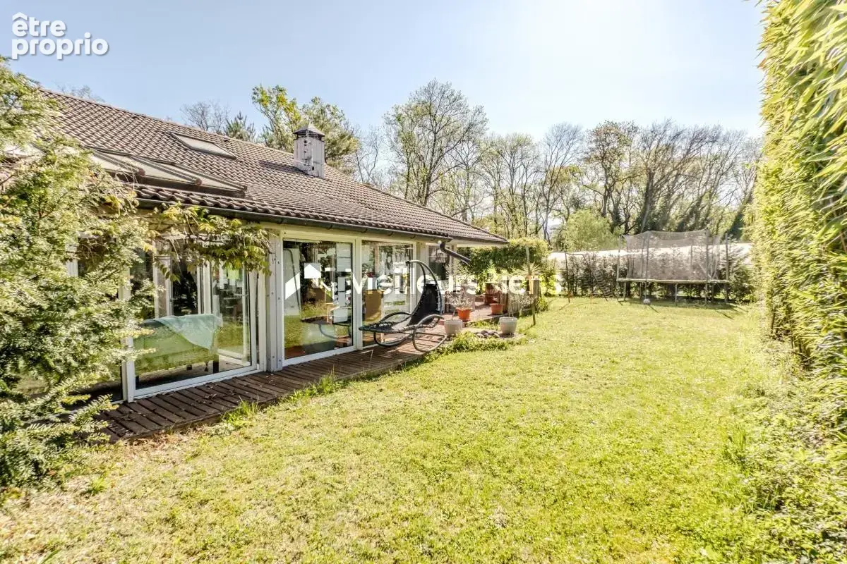 Anthy-sur-Léman proche Genève maison lumineuse avec garage, terrasse et jardin - photo 12