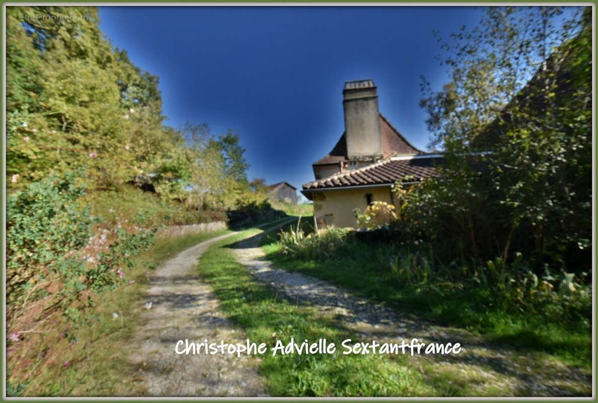 Maison à CAUSE-DE-CLERANS