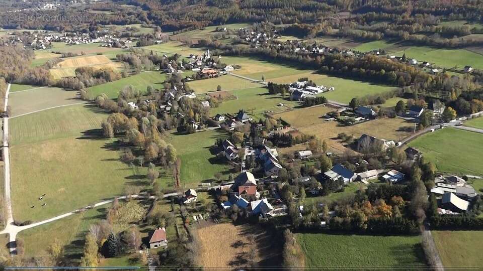 Terrain à CHABOTTES