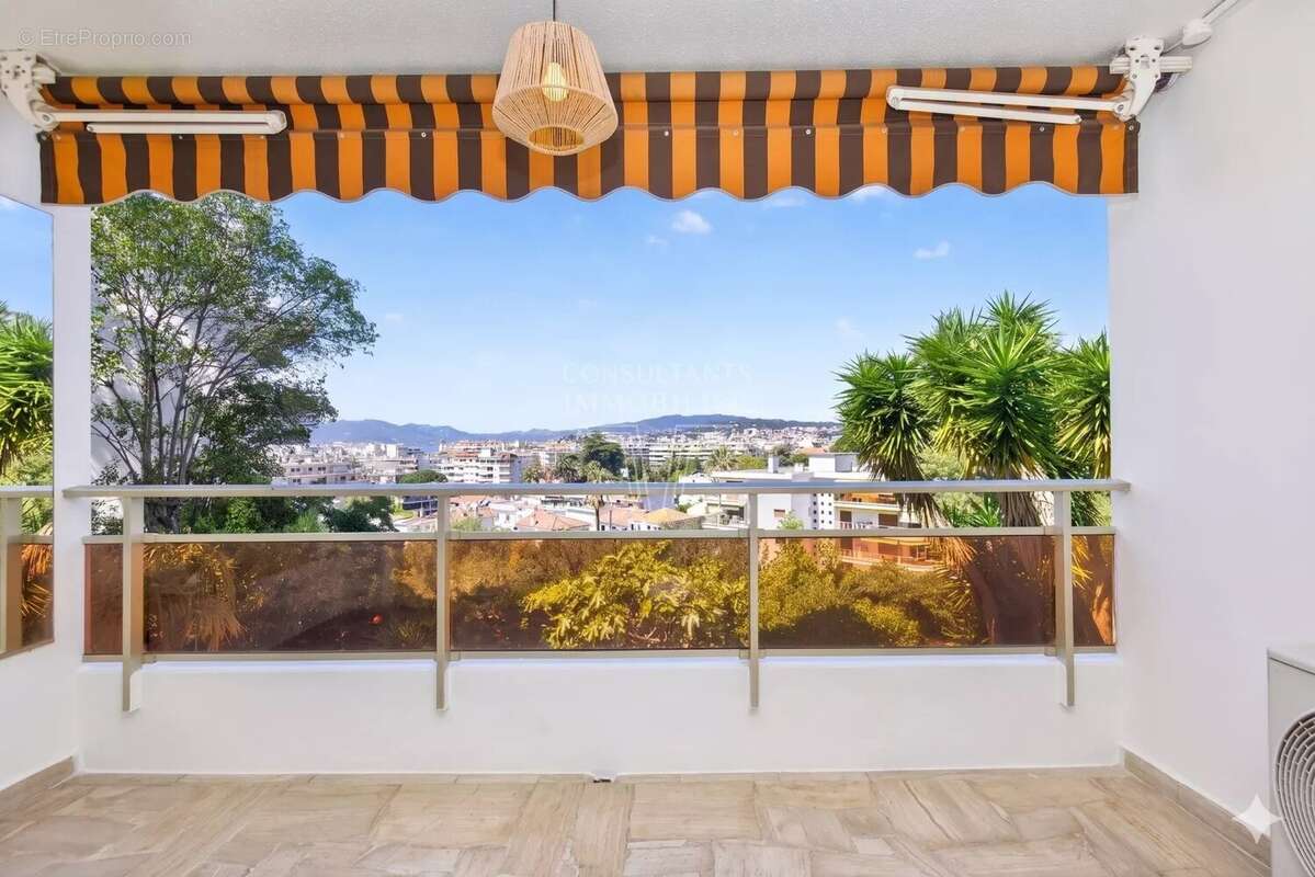 Appartement à CANNES