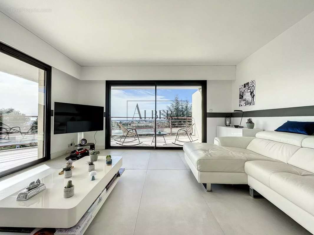 Appartement à LE CANNET