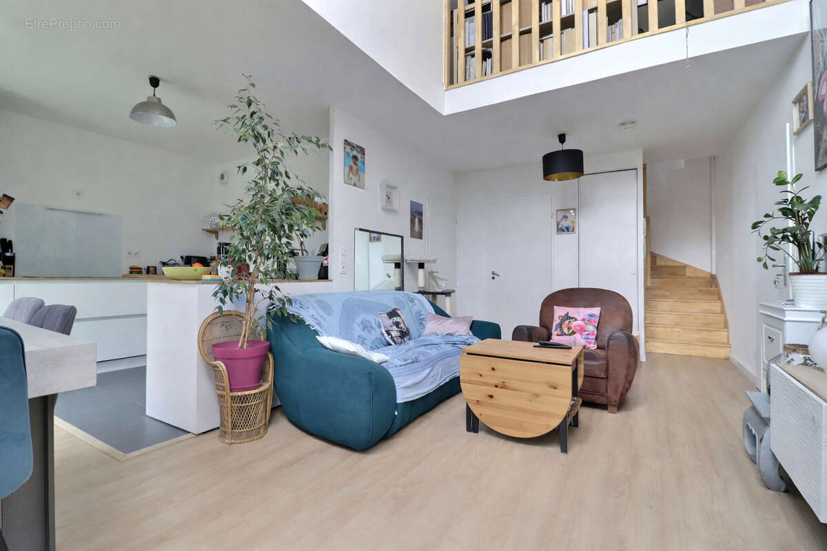 Appartement à COLOMBES