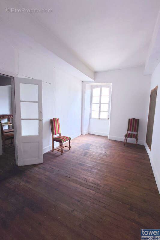 Maison à VILLEFRANCHE-DE-ROUERGUE