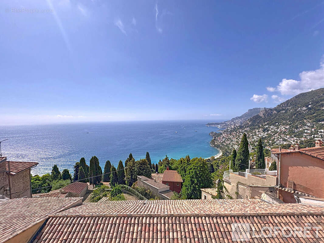 Appartement à ROQUEBRUNE-CAP-MARTIN