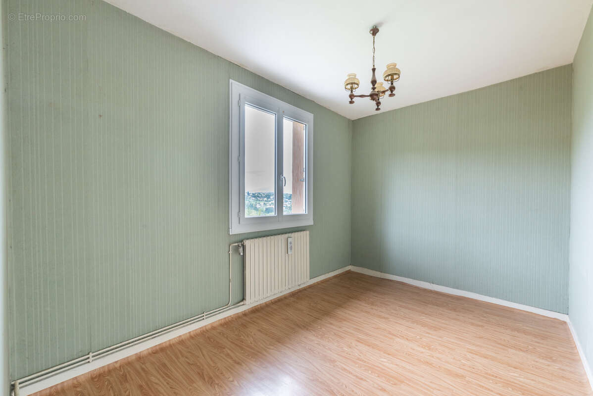 Maison à ESPALY-SAINT-MARCEL