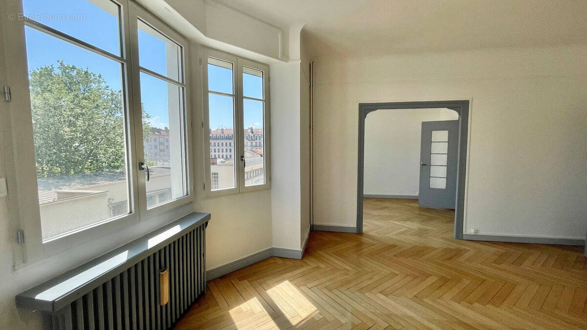 Appartement à LYON-6E