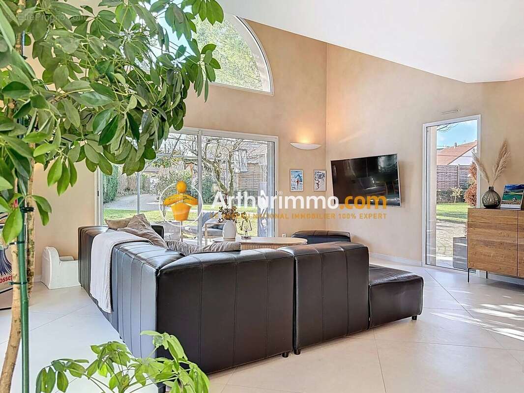 Maison à BOURGOIN-JALLIEU