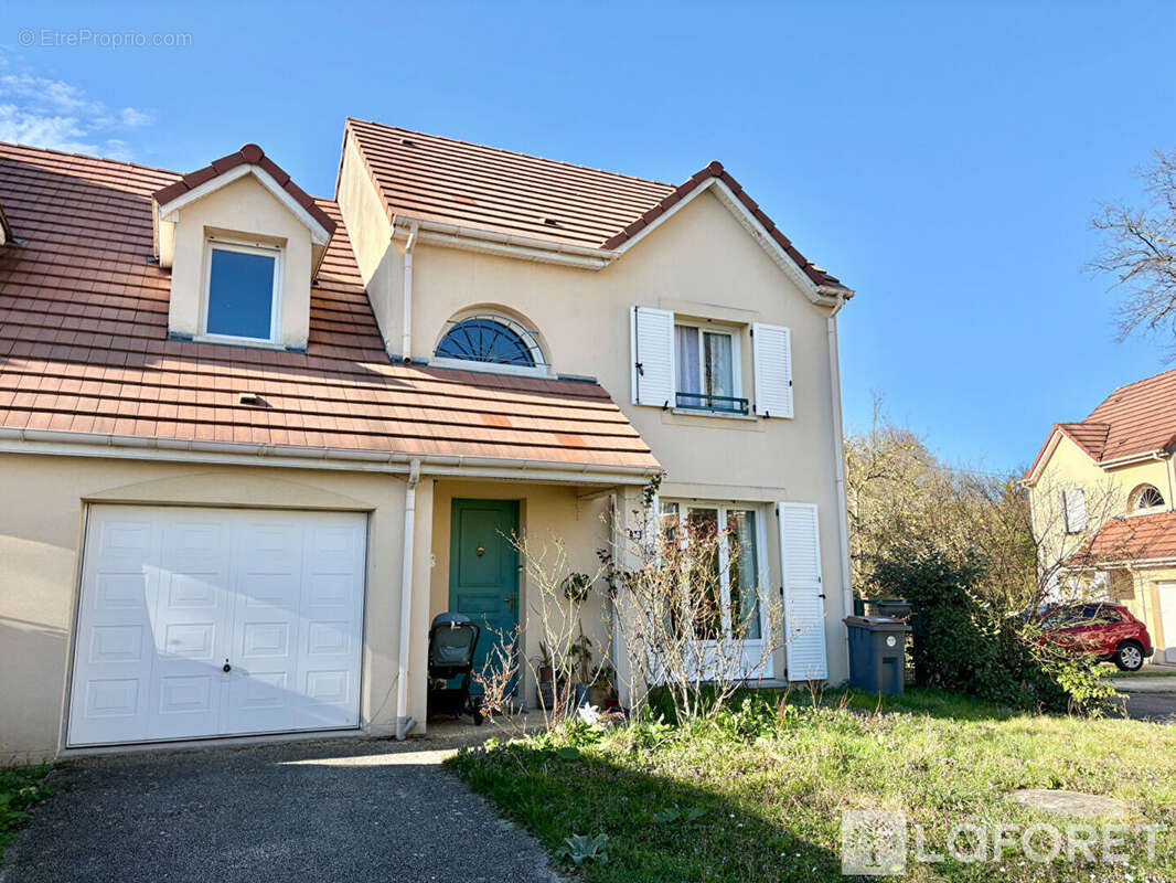 Maison à AVON