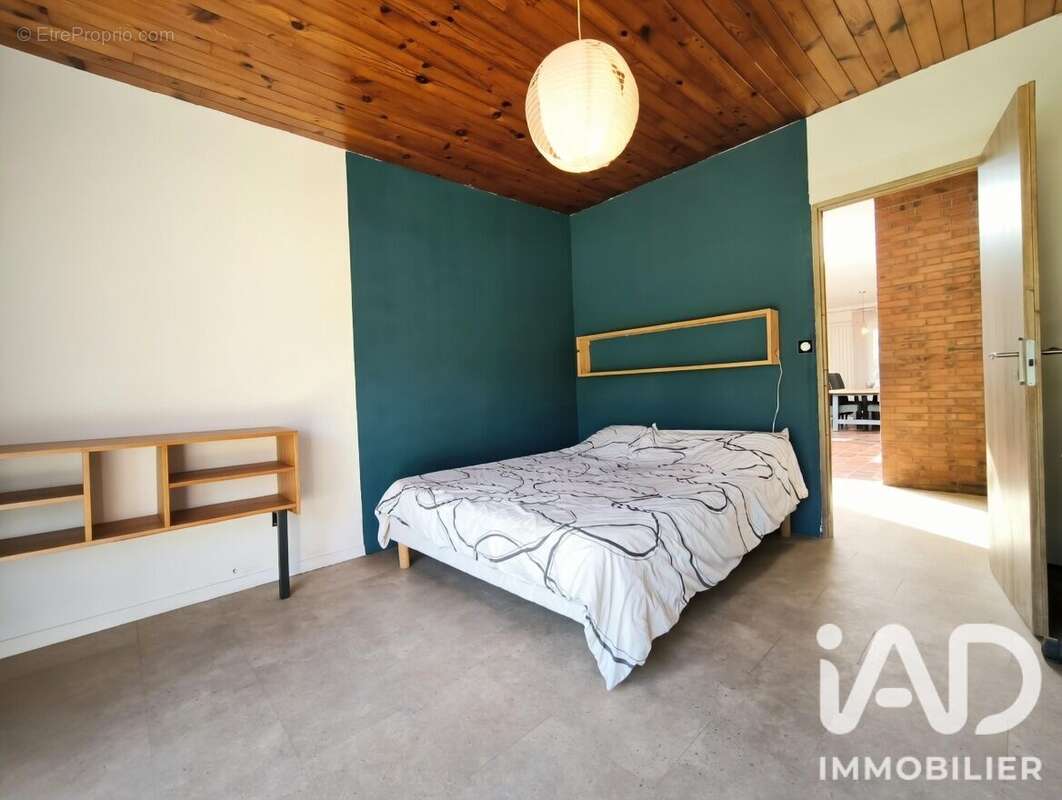 Maison 230 m² à Aiglemont  - photo 7