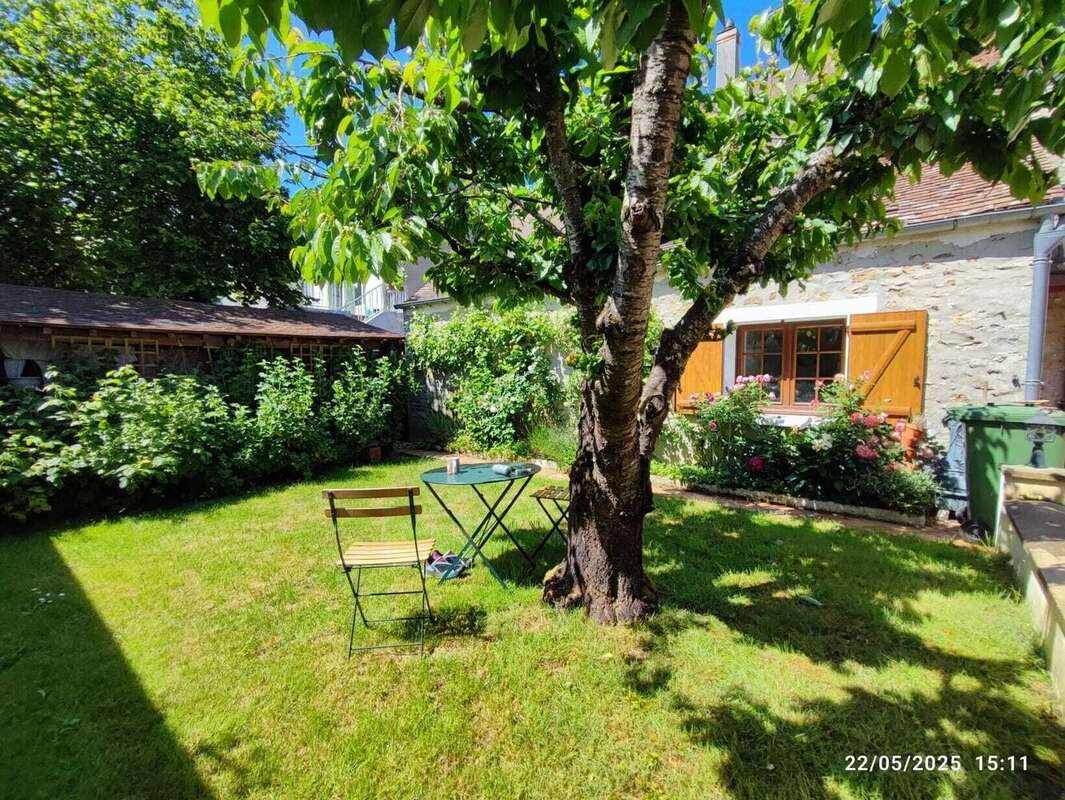 Maison à CRECY-LA-CHAPELLE