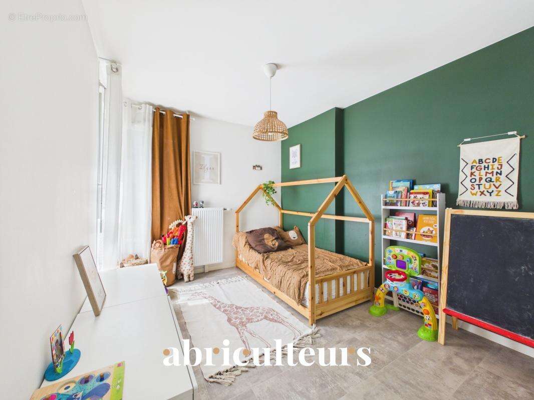 Appartement familial lumineux en vente à Drancy (93700) - photo 11