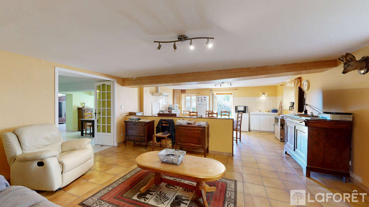 Maison à CRESSANGES