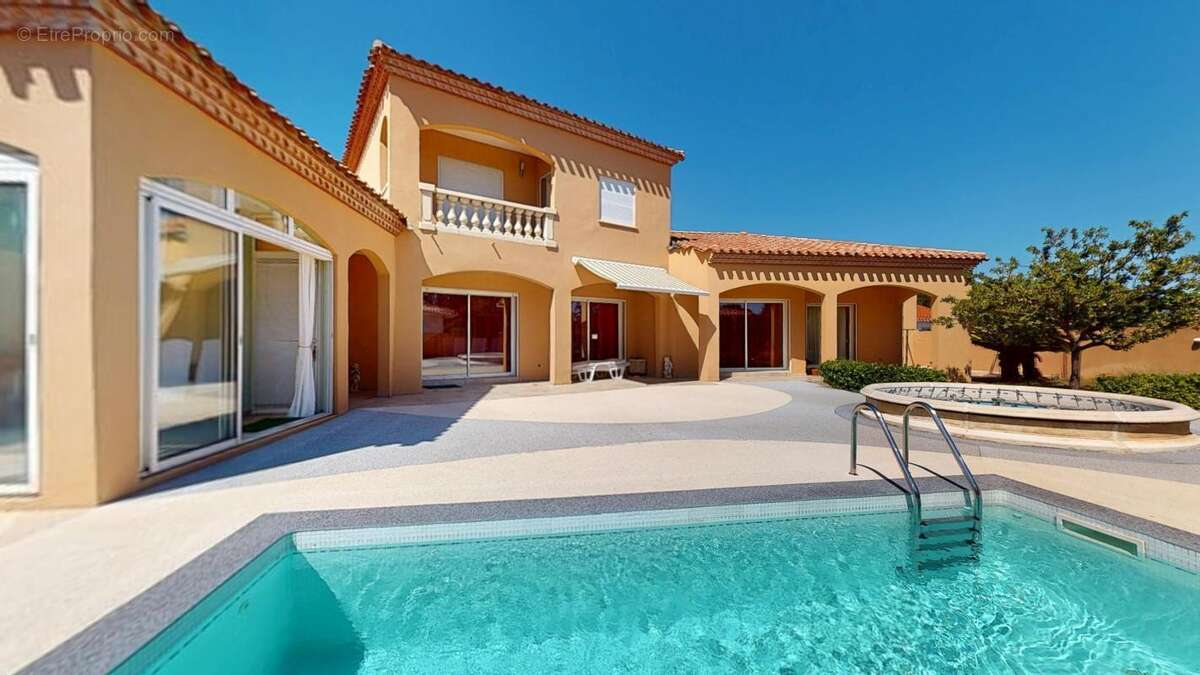 Maison 186 m² à Canohes  - photo 2