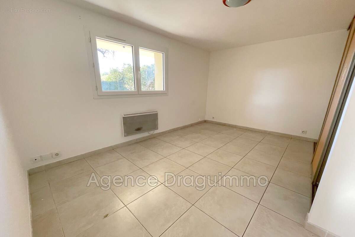 Appartement à DRAGUIGNAN