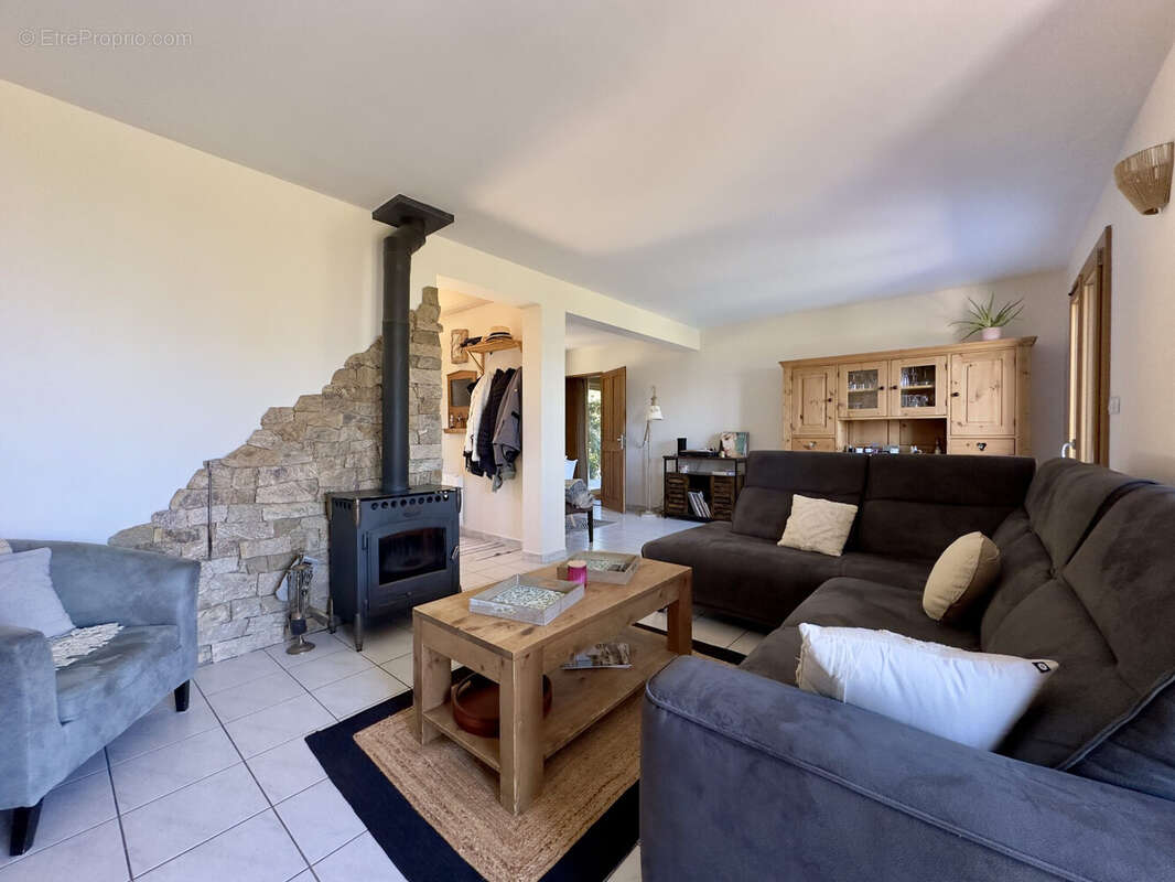 Maison à EXCENEVEX
