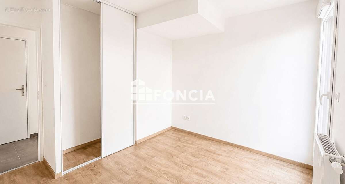 Appartement T4 neuf avec terrasse, jardin, vue lac et frais de notaire offerts - photo 8