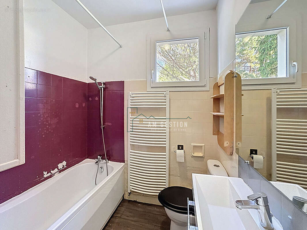 Maison à AIXE-SUR-VIENNE