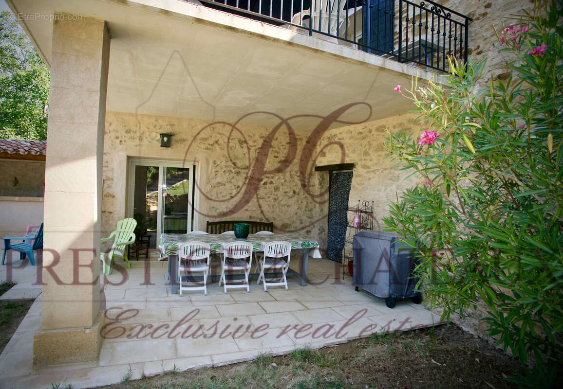 Maison à PIOLENC
