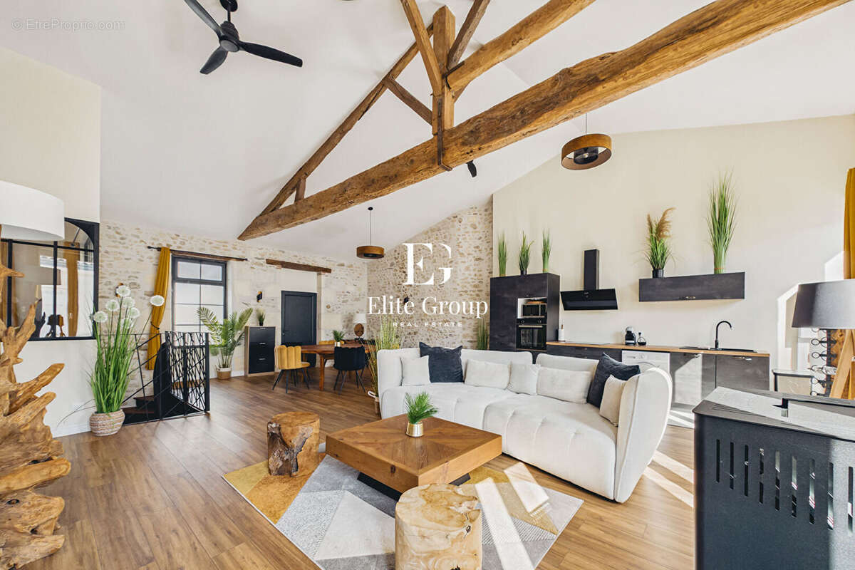 Maison à TONNAY-CHARENTE