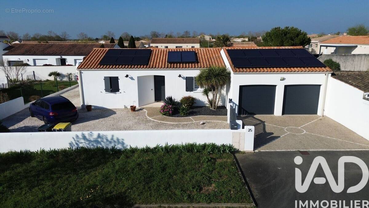 Photo 1 - Maison à NUAILLE-D'AUNIS