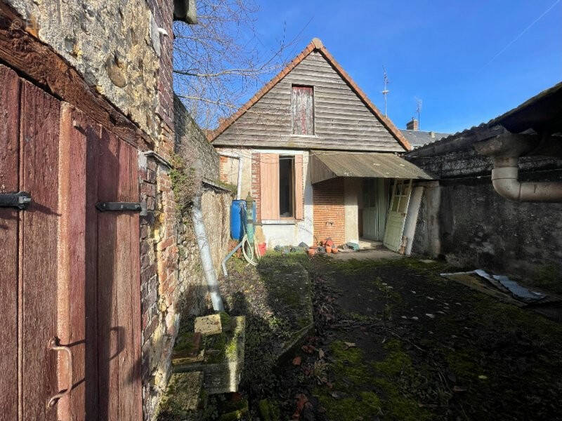 Maison à LA BAZOCHE-GOUET