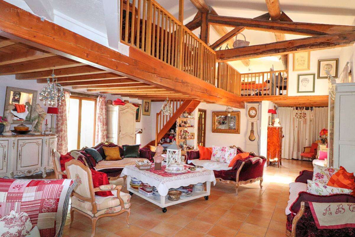 Maison à SAINT-BAUZILLE-DE-PUTOIS