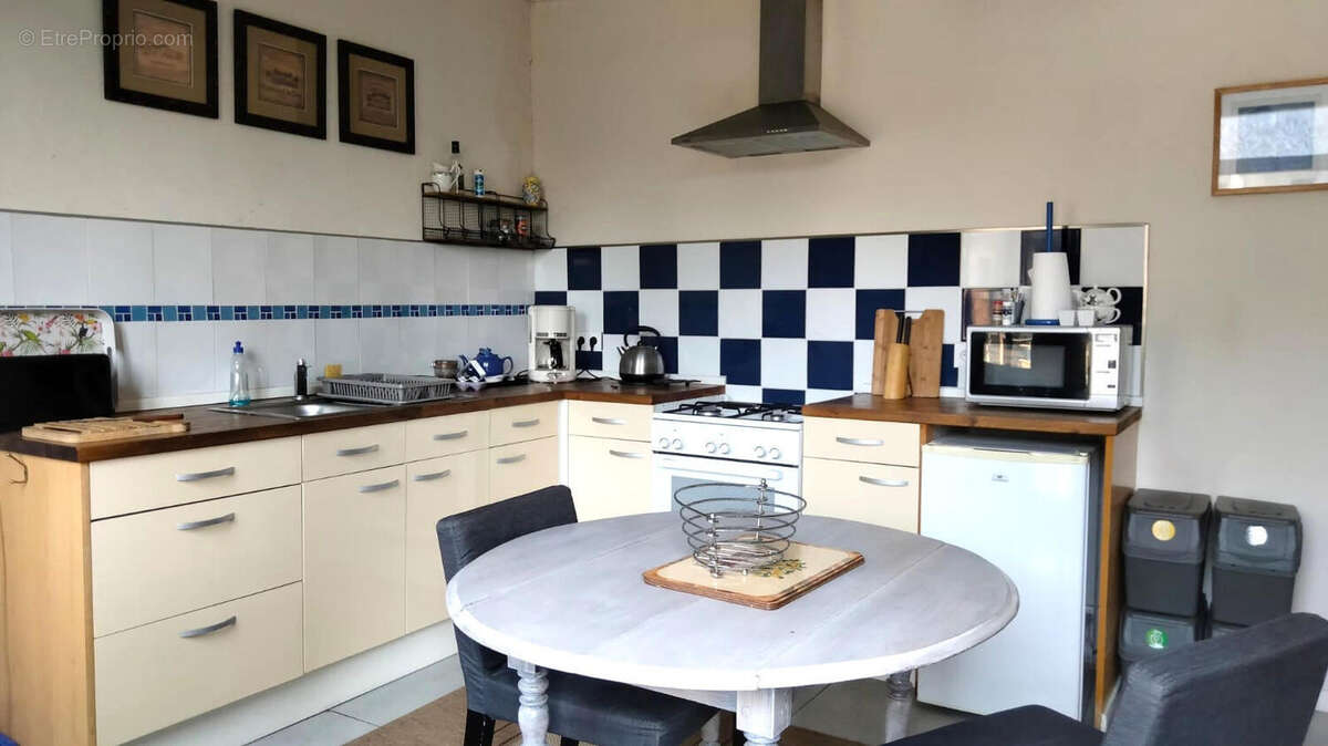 GITE 2 - CUISINE - Maison à SAINT-JUNIEN