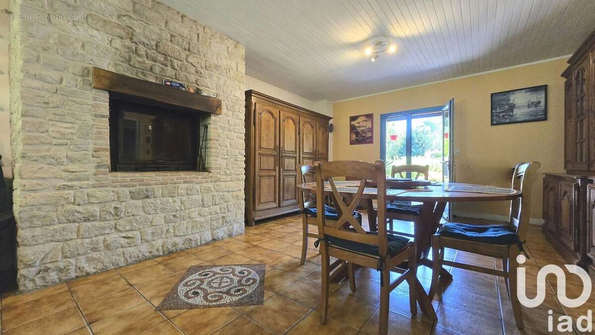 Photo 5 - Maison à SAINT-SYMPHORIEN