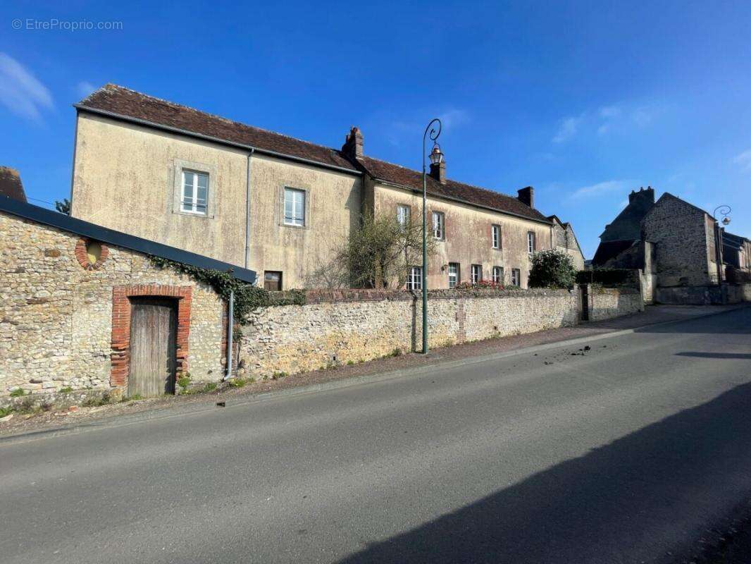 Maison à MOULINS-LA-MARCHE
