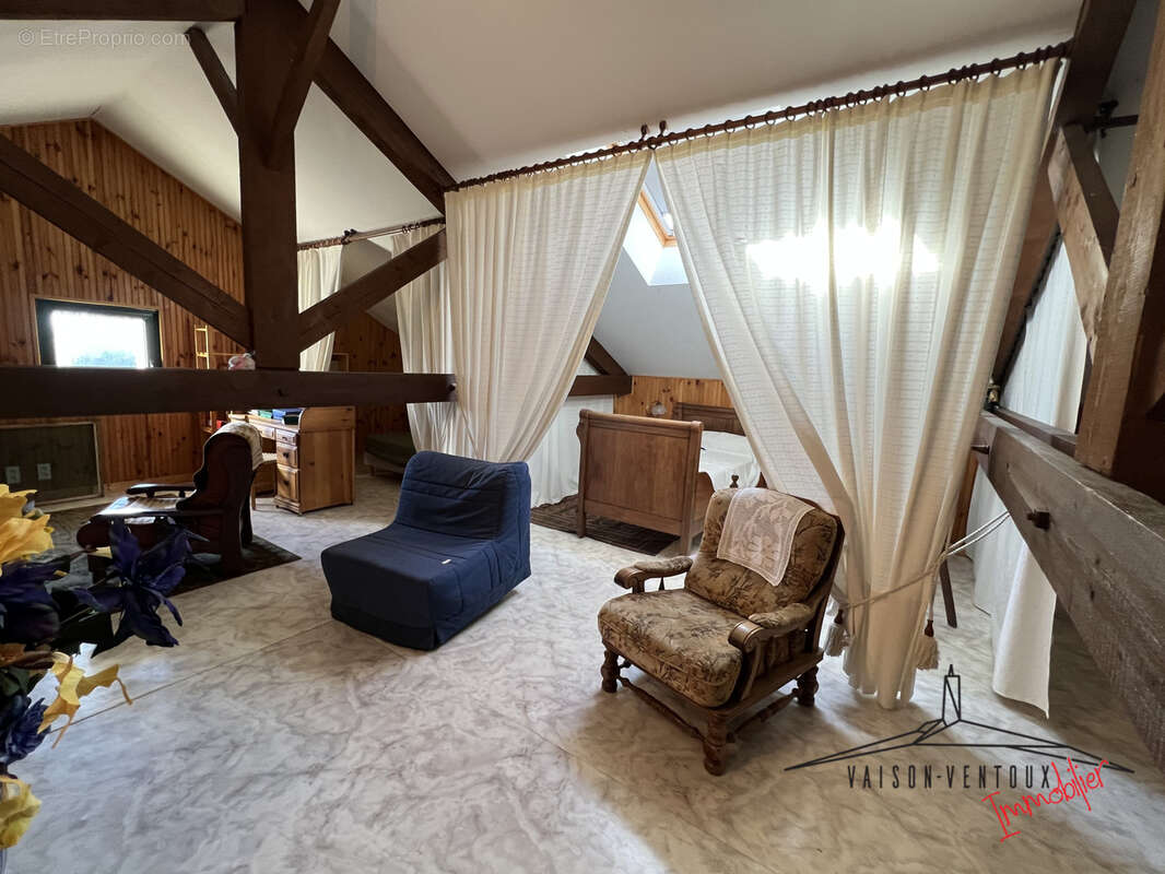 Maison à TRAVAILLAN