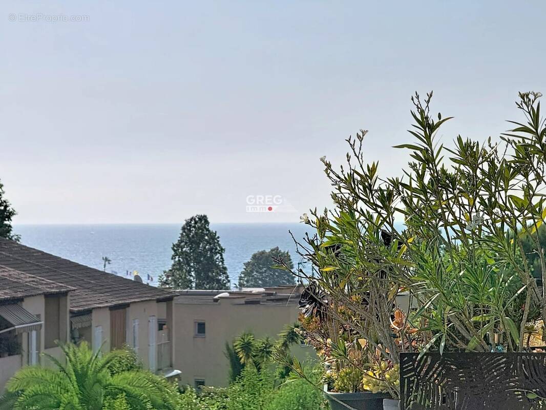 Appartement à VILLENEUVE-LOUBET