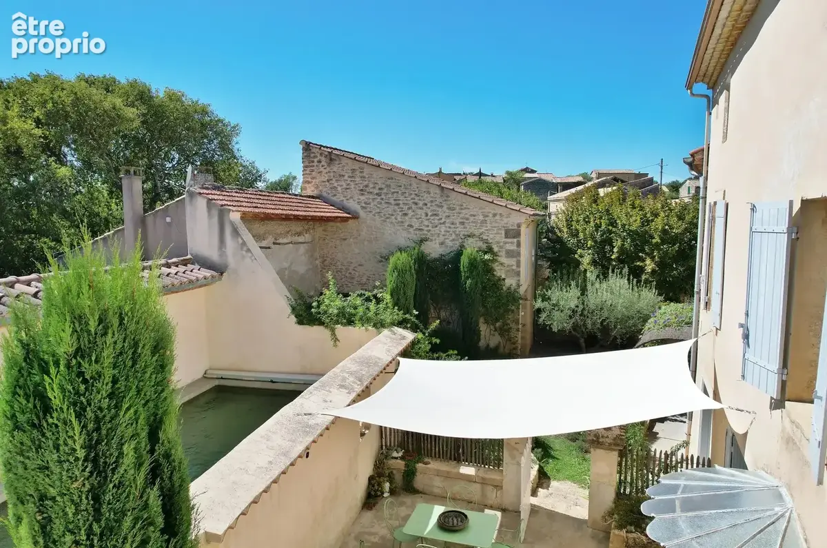 Maison de village avec jardin, bassin de nage et dépendance... - photo 5