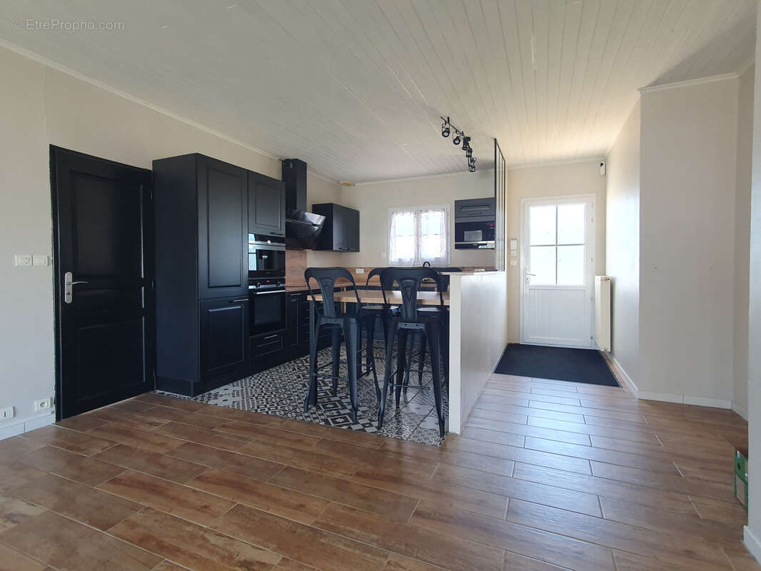 Maison à L&#039;AIGUILLON-SUR-MER