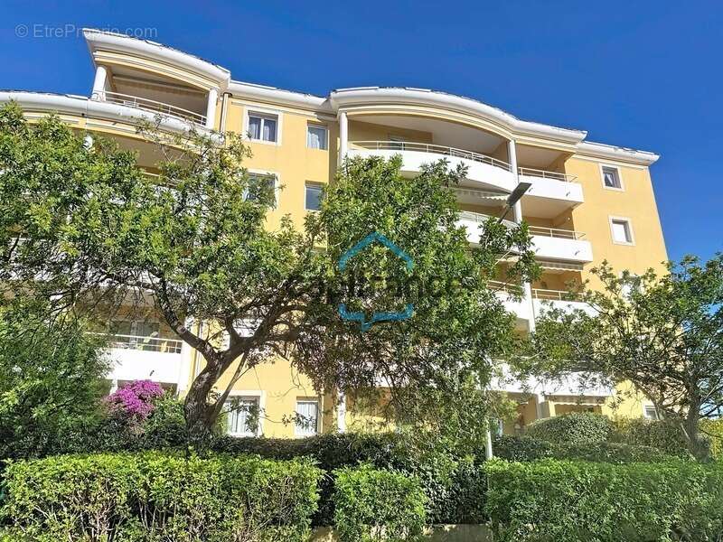 Appartement à vendre 4 pièces LA SEYNE SUR MER (83) - photo 2