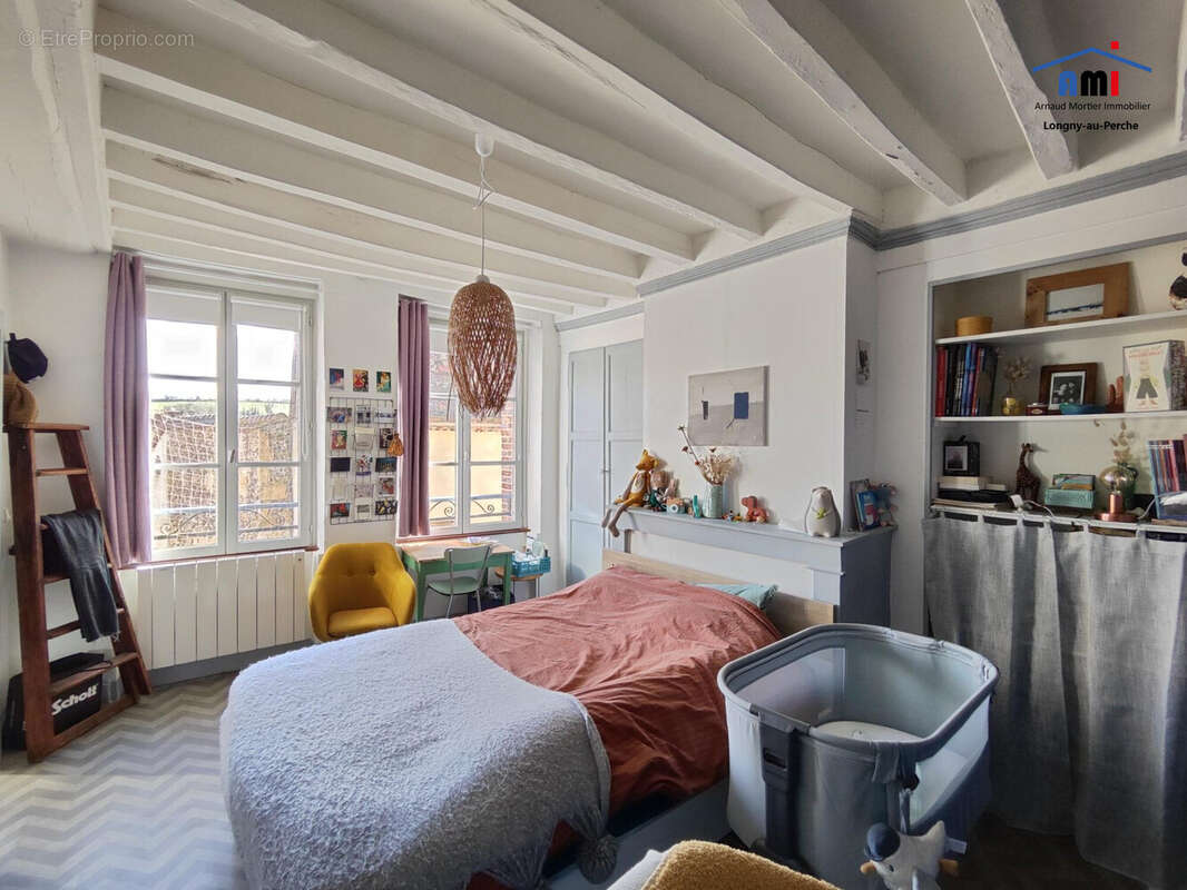 Maison à LONGNY-AU-PERCHE