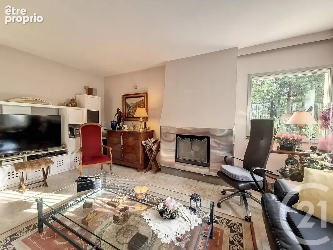 Maison 4 pièces 101 m² à vendre à Orleans (45100) - photo 3
