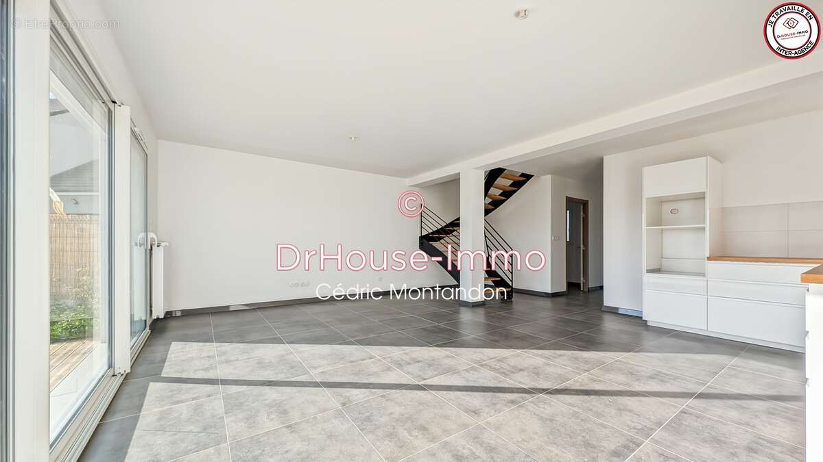 Maison à HUBERT-FOLIE