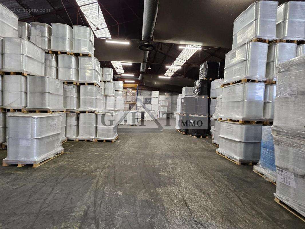 Commerce à CLAYE-SOUILLY