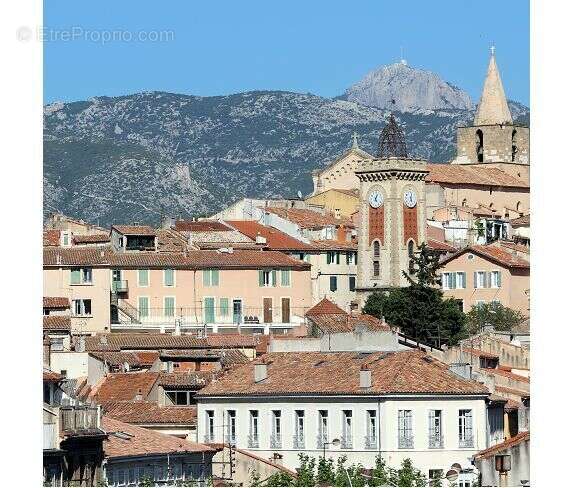 Appartement à AUBAGNE