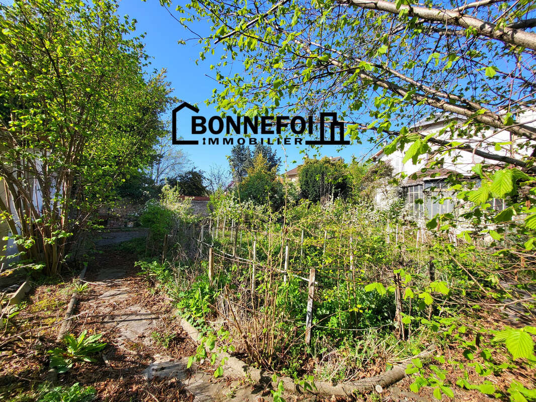 Maison à CHAMPIGNY-SUR-MARNE