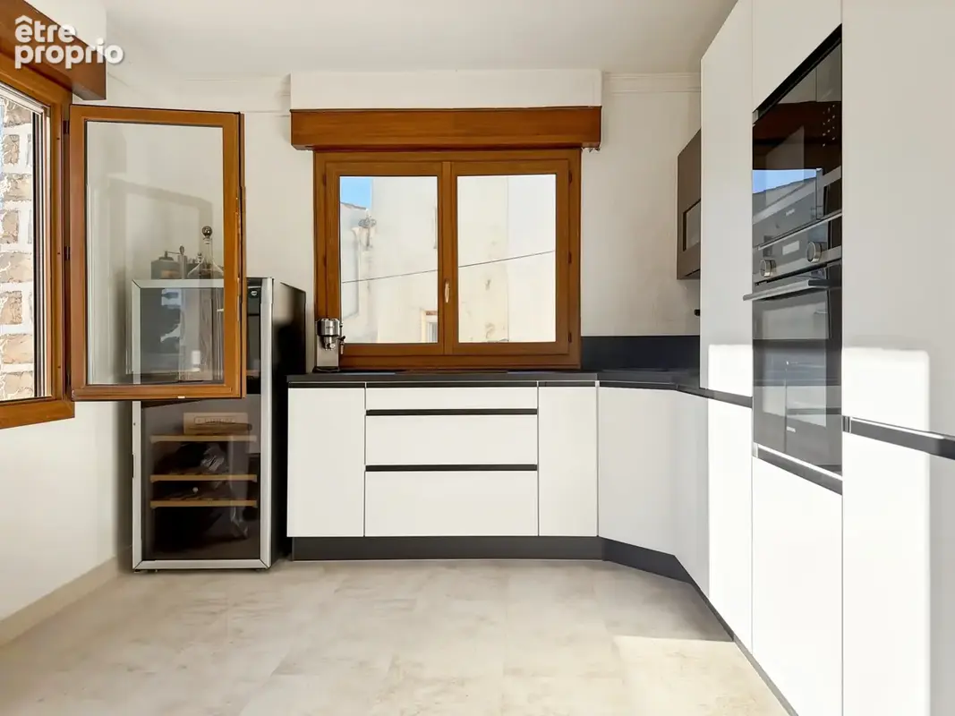 Maison 170 m2, 5 chambres, piscine, deux garages. - photo 17