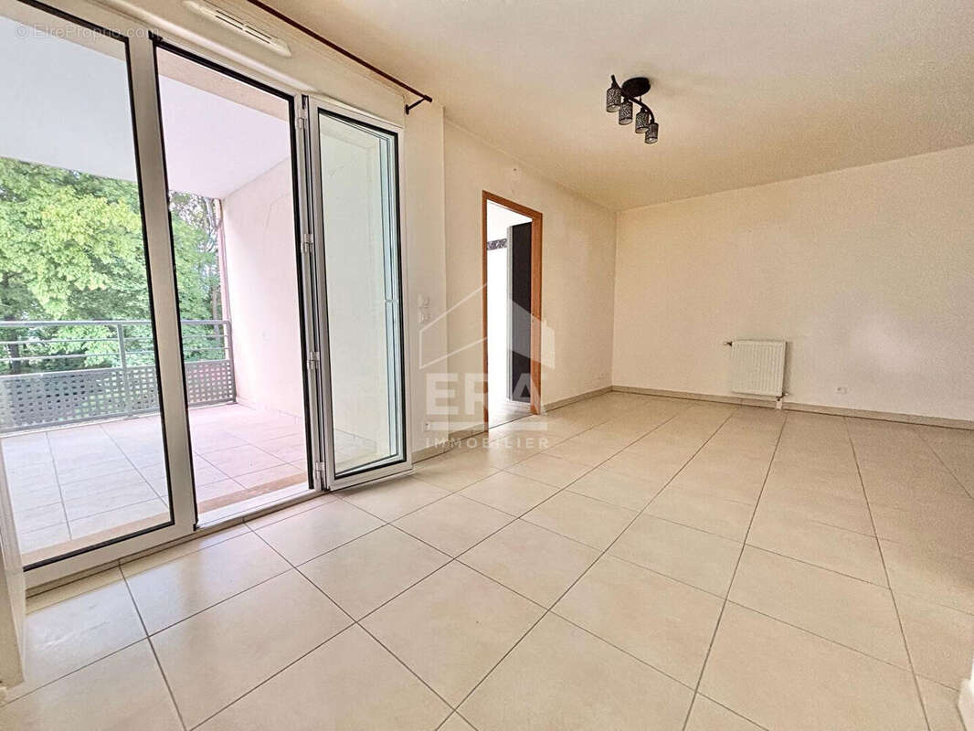 Appartement à PONTAULT-COMBAULT