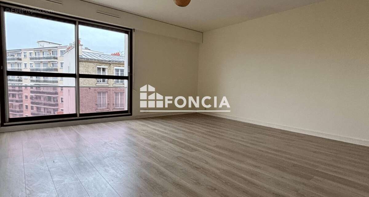 Appartement à PARIS-15E