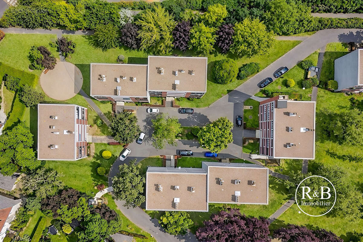 Appartement à LES CLAYES-SOUS-BOIS