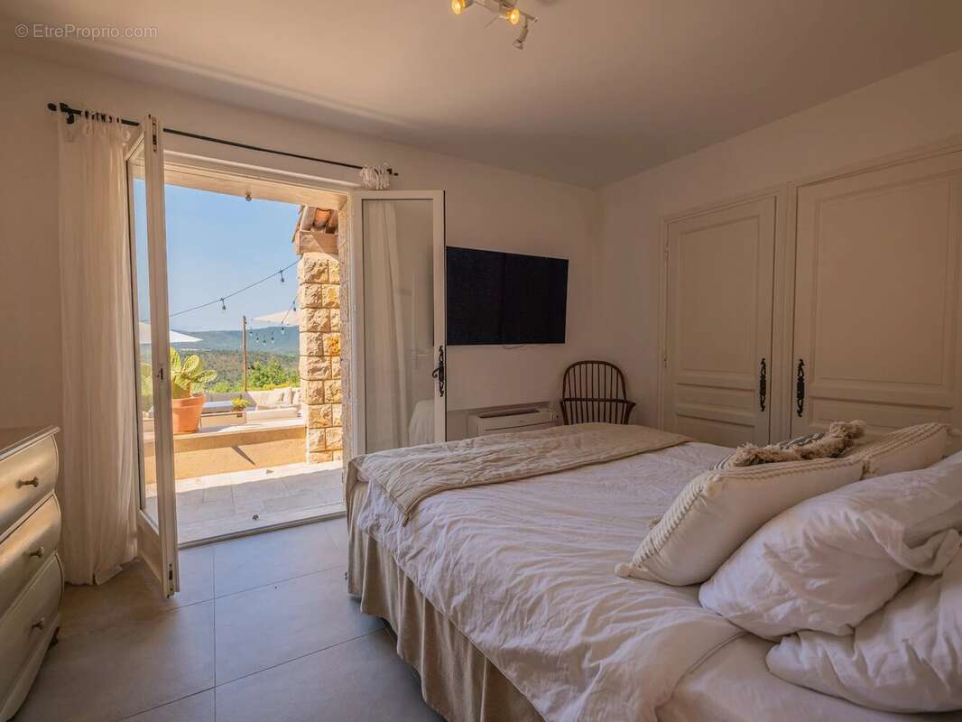 Villa provençale avec belle vue à Grimaud - photo 10