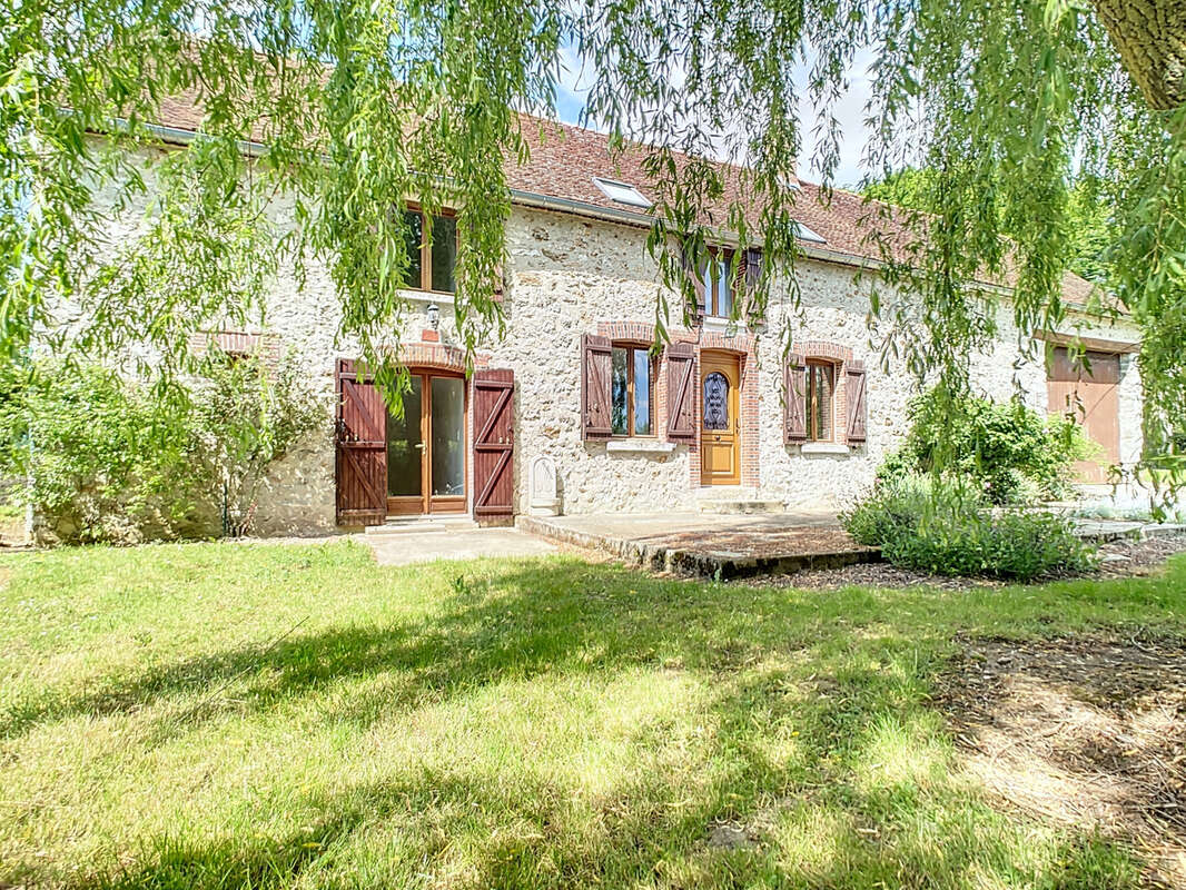 Maison à MONTMIRAIL