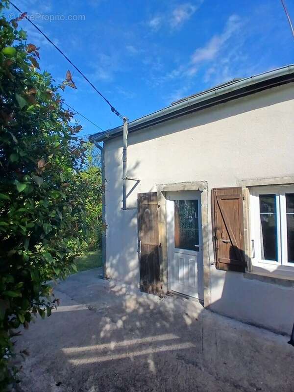 Maison à VILLE-LANGY